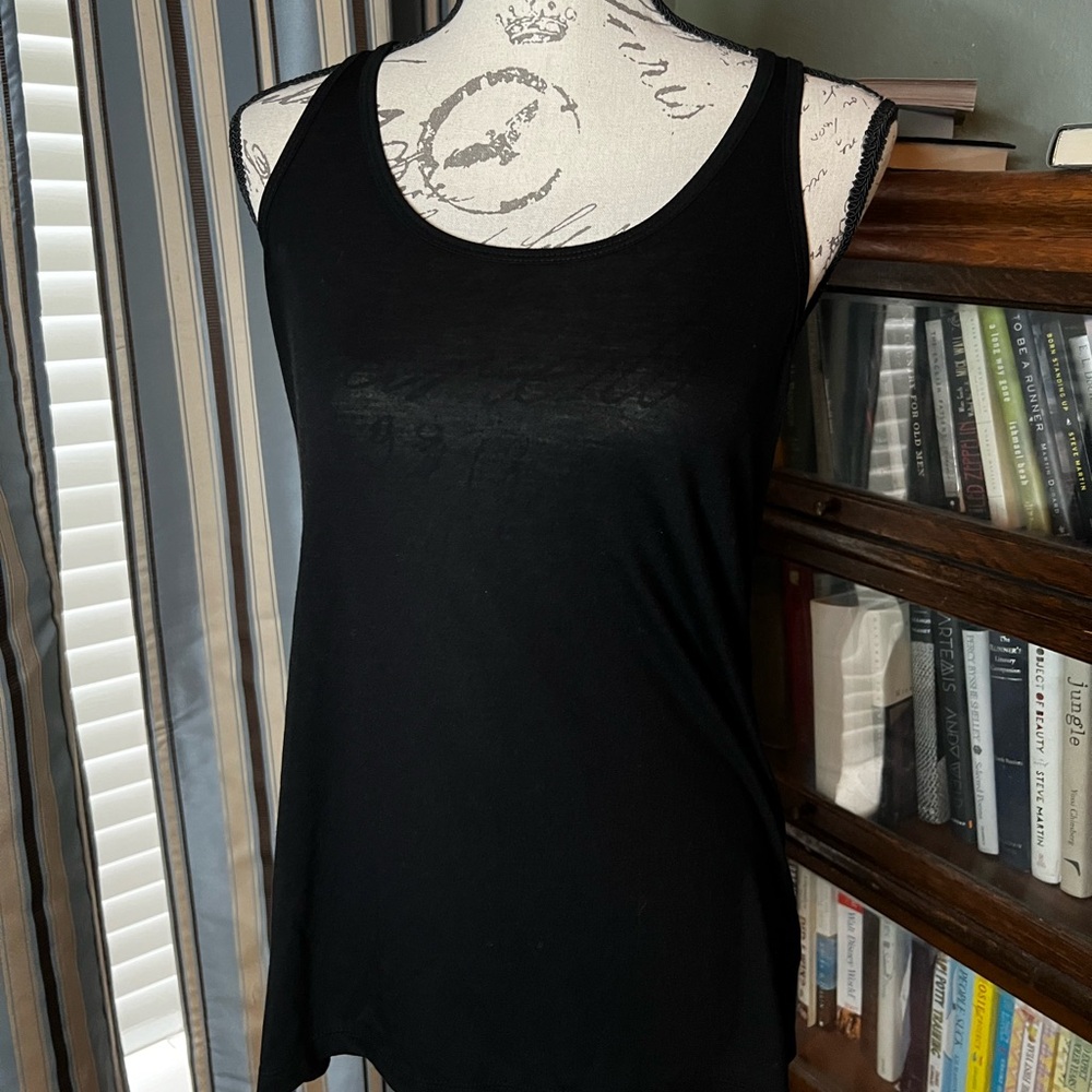 Bundle of Old Navy Tanks